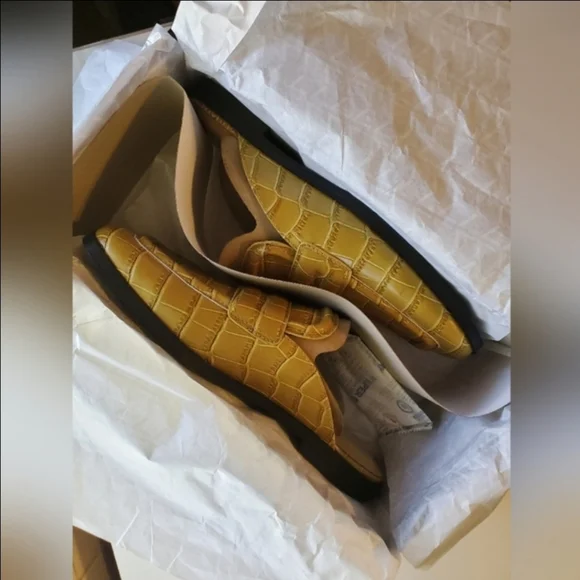 New In Box - Marc Fisher Croc Embossed Mules Loafer - "Flyta" - Picture 2 of 6